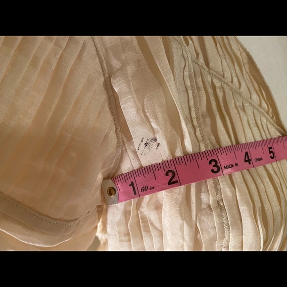 DVF Diane Von Furstenberg 100% Silk Cream Cross - Picture 14 of 14